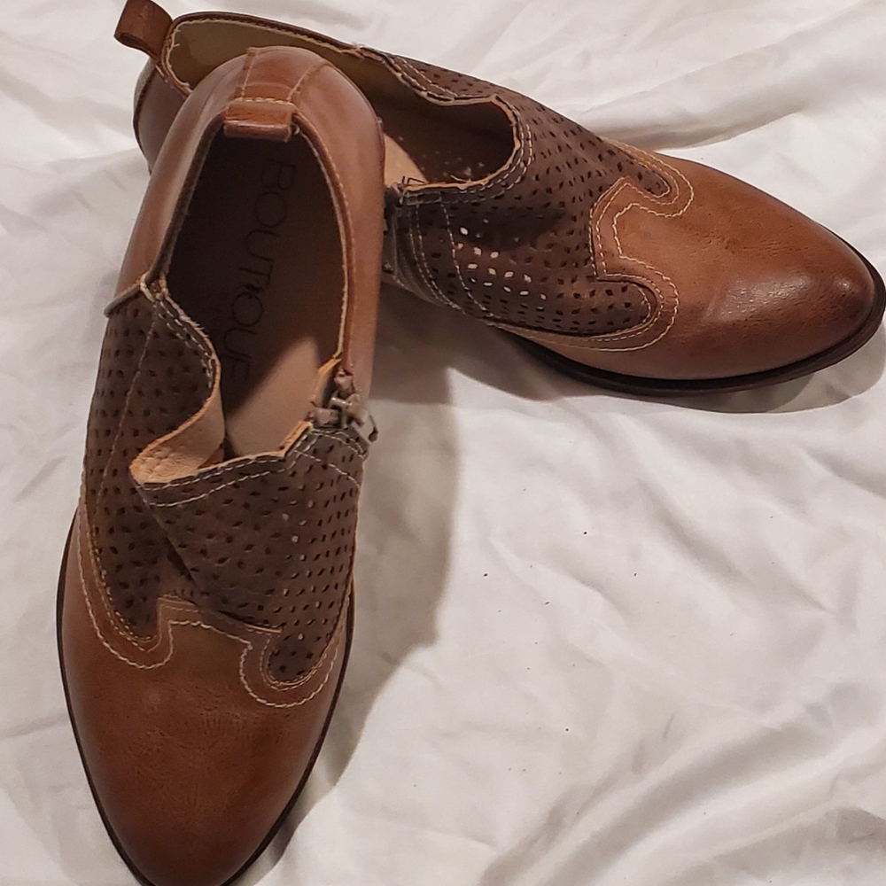 Boutique by Corkys